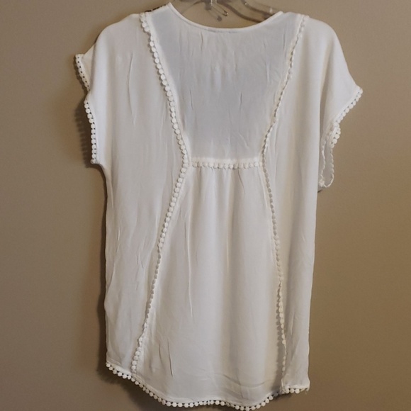 Ariat rayon short sleeve embroidered top - Picture 6 of 6